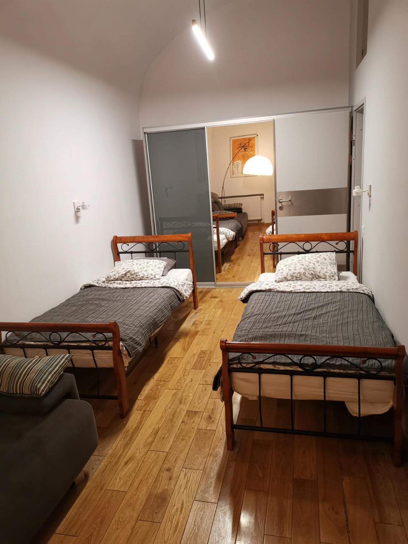 Sewa Apartments Krakow Luaran gambar