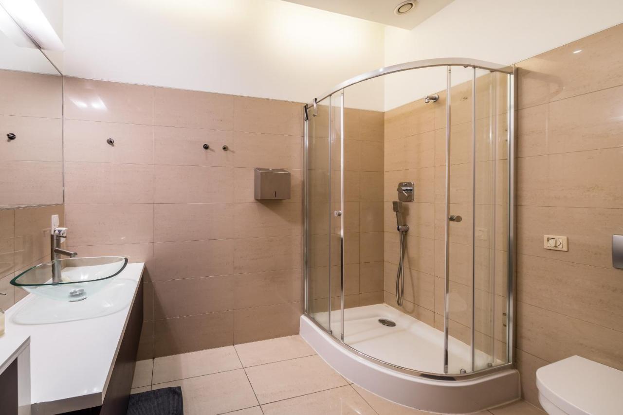 Sewa Apartments Krakow Luaran gambar
