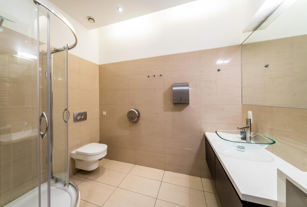 Sewa Apartments Krakow Luaran gambar